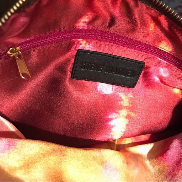 Steve Madden Ombre Crushed Velvet Jasmine Clutch - Picture 6 of 7